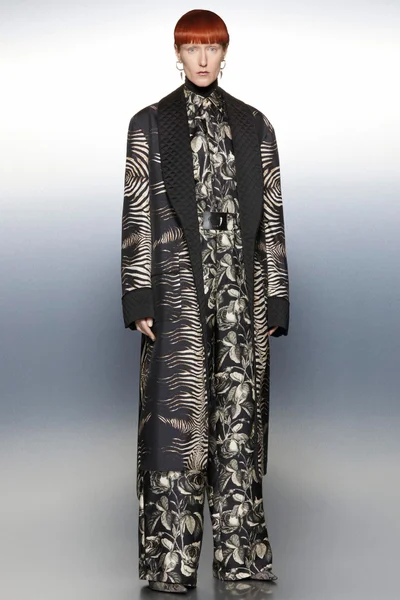 Look 44